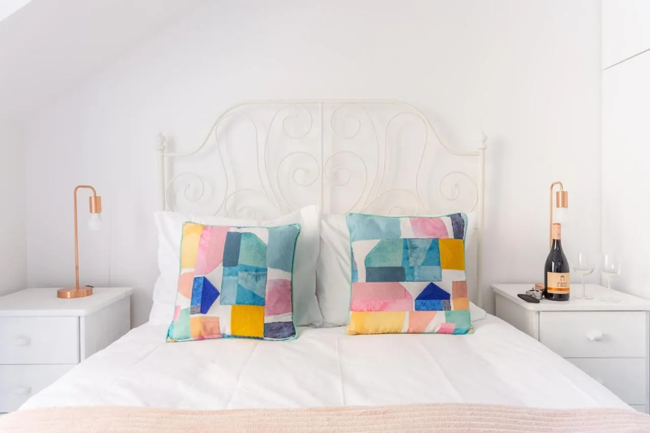 Wonderful Brand New Apartment Belem - A Few Steps Away From The River! Lisboa
